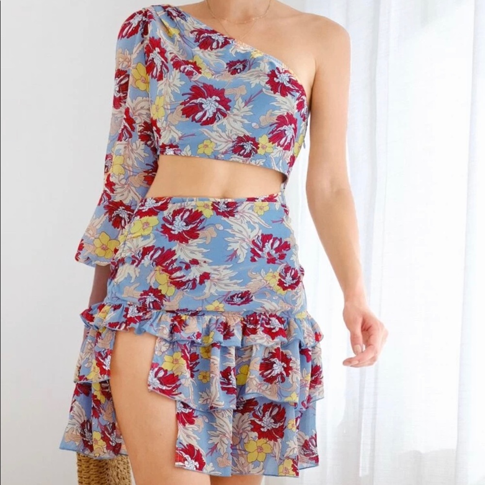 ONE SHOULDER FLORAL DRESS